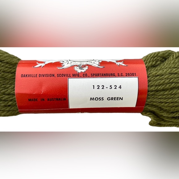 Moss Green VTG NOS Scovill Dritz Luxury 100% Virgin Wool Needlepoint 40 yds - Picture 4 of 4